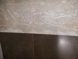 Fotografia de marca&ccedil;&atilde;o de azulejos de casa de banho com laser